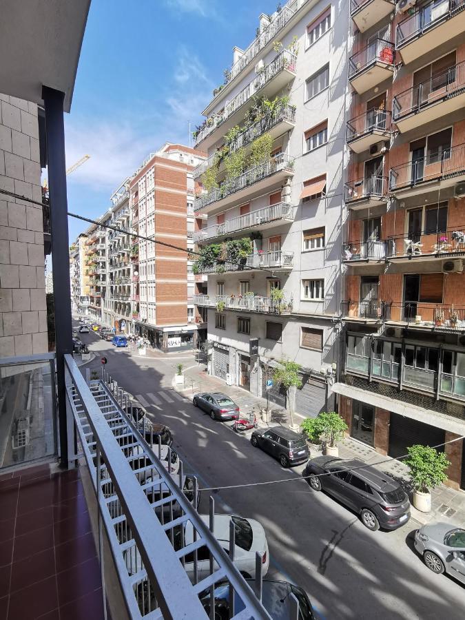 Aura Home Rent Of Rooms With Shared Kitchen Бари Экстерьер фото
