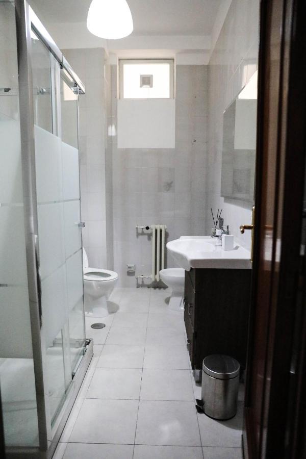 Aura Home Rent Of Rooms With Shared Kitchen Бари Экстерьер фото