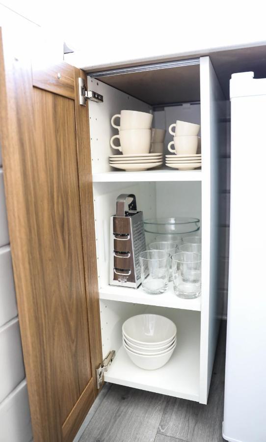 Aura Home Rent Of Rooms With Shared Kitchen Бари Экстерьер фото